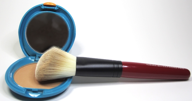 Review: hakuho-do + SEPHORA PRO Kusabi Brush | stash matters