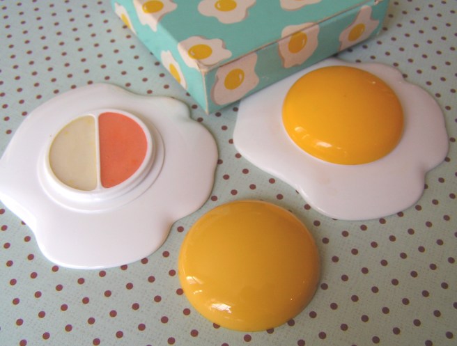 Avon_fried_egg_lipgloss