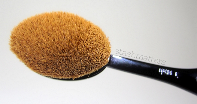 MAC Masterclass Oval 6 Brush | stash matters