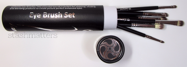 helplesswhistdrying_giveaway_4