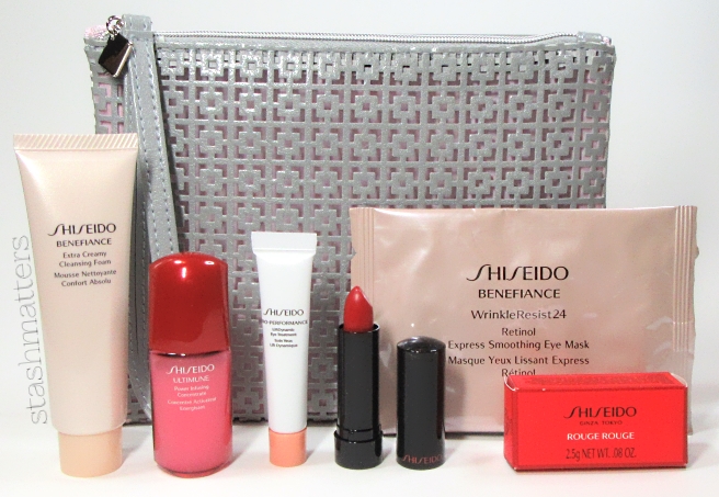 Hey, they can hire me to do their gwp promo photos next time!