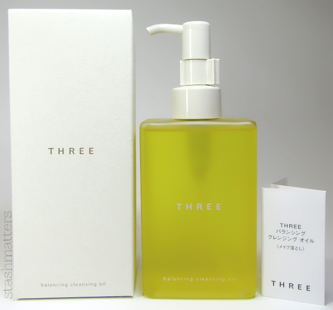 three_dhc_cleansing_oil_2